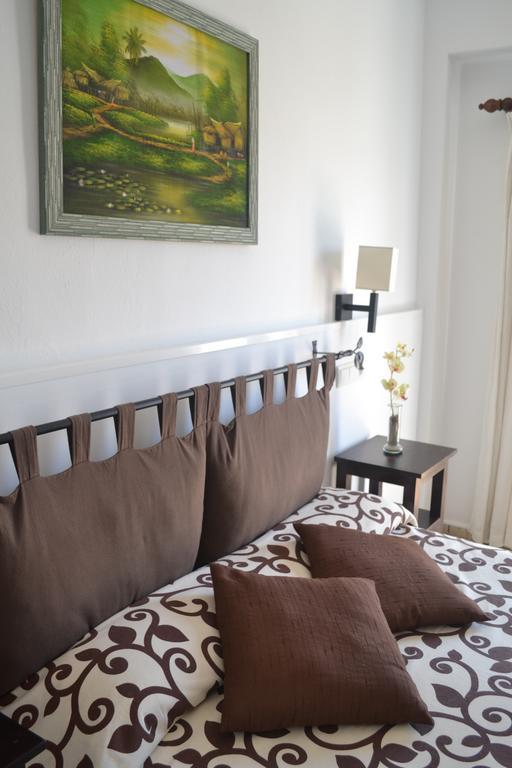 Hostal Yebisah Santa Eularia des Riu Ruang foto