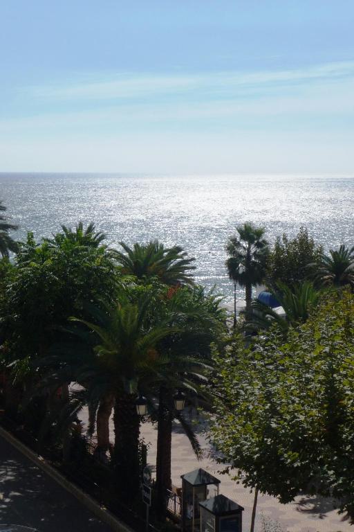 Hostal Yebisah Santa Eularia des Riu Bagian luar foto